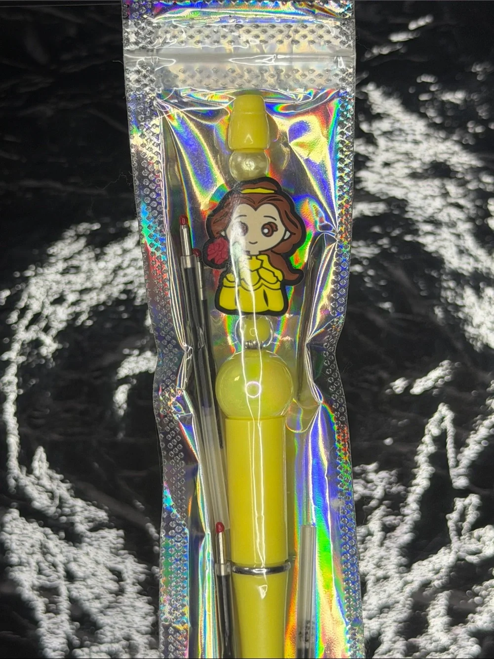 Belle Focal Bead Pen Black and Blue Ink